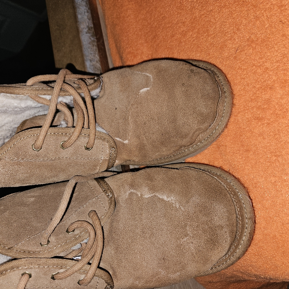 UGG Kids Boots in Brown Suede